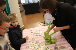 Pracownicy KM na Dniu Kolejarza w Stacji Muzeum